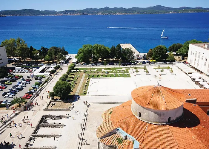 In With Kitchen Zadar